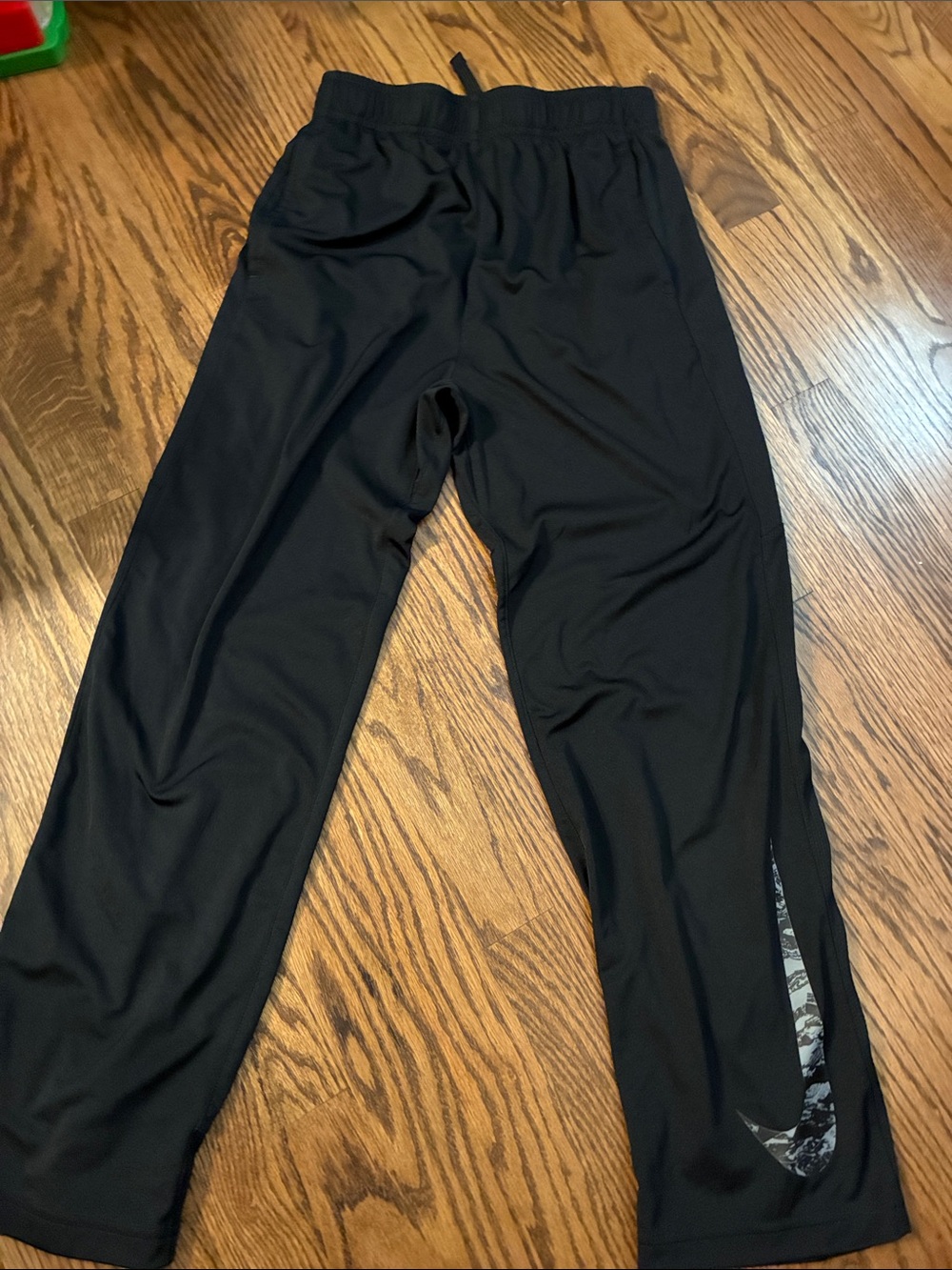 Nike Black Athletic Pants Printed Swoosh lower leg size large Dri-fit